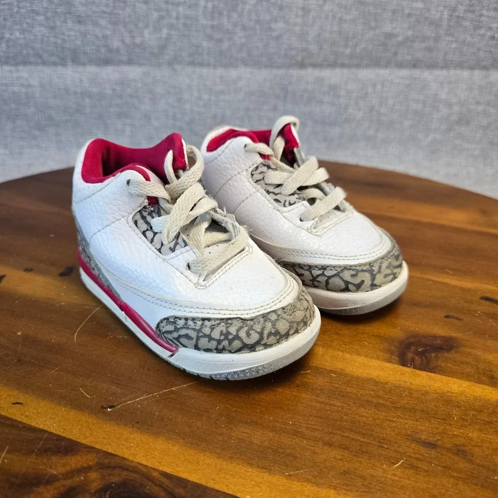 Jordan 3 Retro Cardinal Red Toddler Sneakers White Red 832033-126 Size 6C